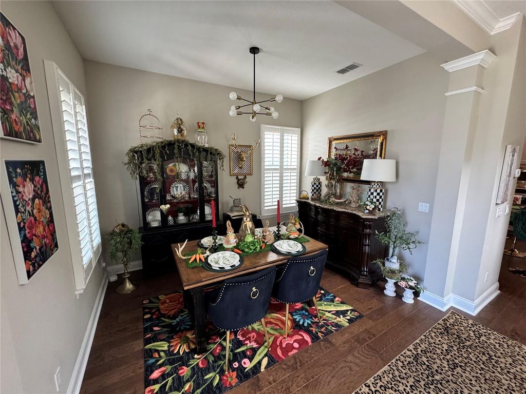 Image 2 of property listing at 7761 LAUREATE BOULEVARD, Orlando, FL 32827