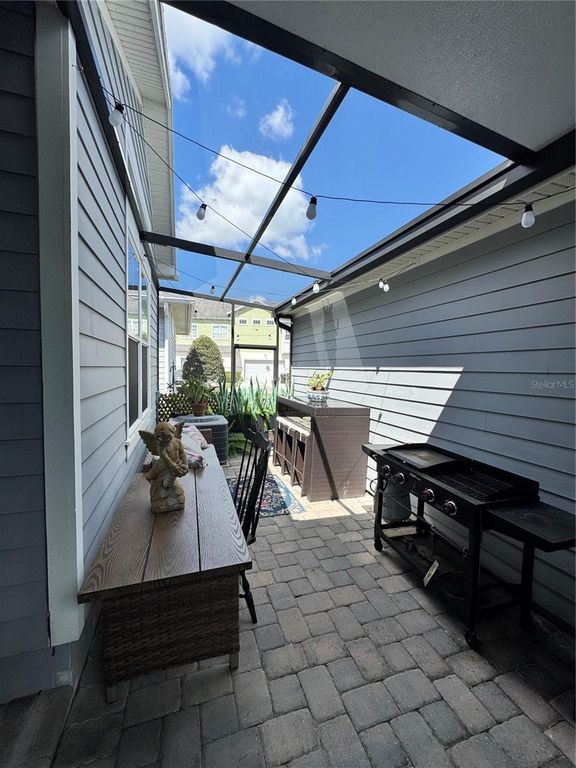 Image 16 of property listing at 7761 LAUREATE BOULEVARD, Orlando, FL 32827