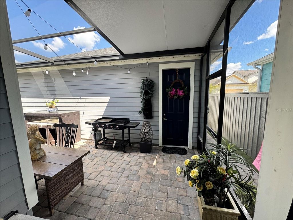 Image 18 of property listing at 7761 LAUREATE BOULEVARD, Orlando, FL 32827