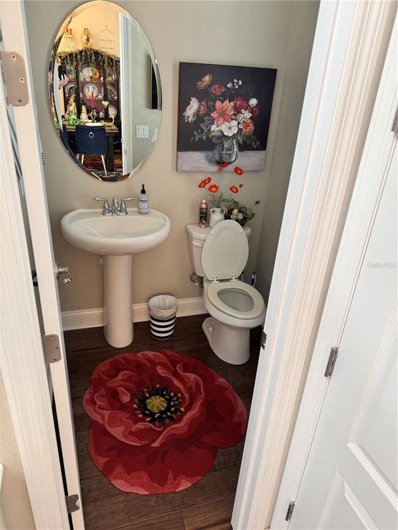 Image 6 of property listing at 7761 LAUREATE BOULEVARD, Orlando, FL 32827