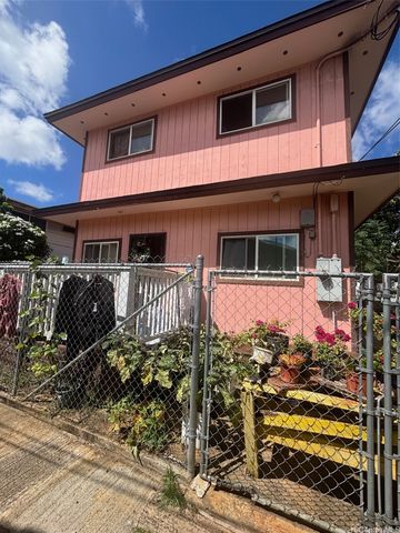 1926 Hani Lane A, Honolulu, HI 96819