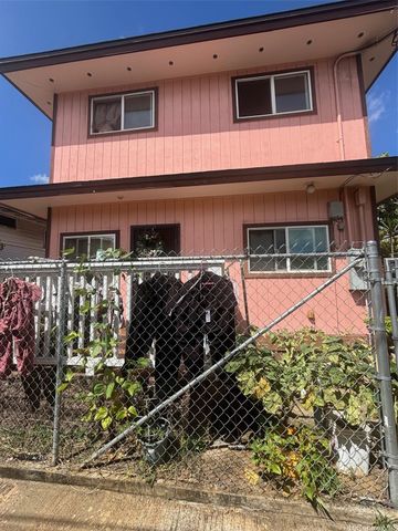 1926 Hani Lane A, Honolulu, HI 96819