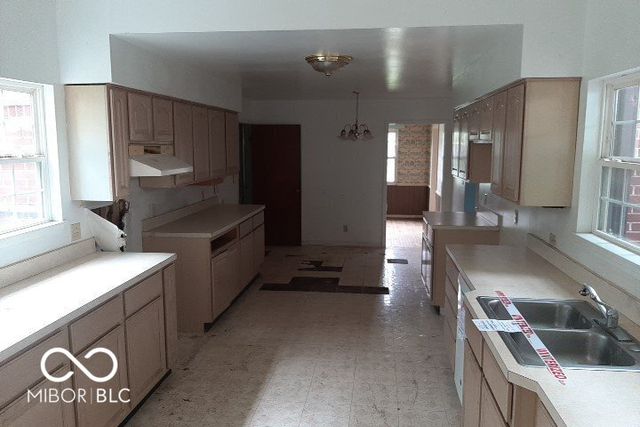 5447 David Street, Lawrence, IN 46226