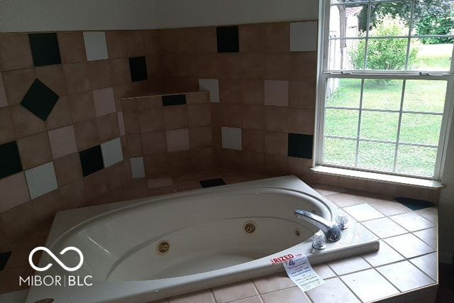 5447 David Street, Lawrence, IN 46226