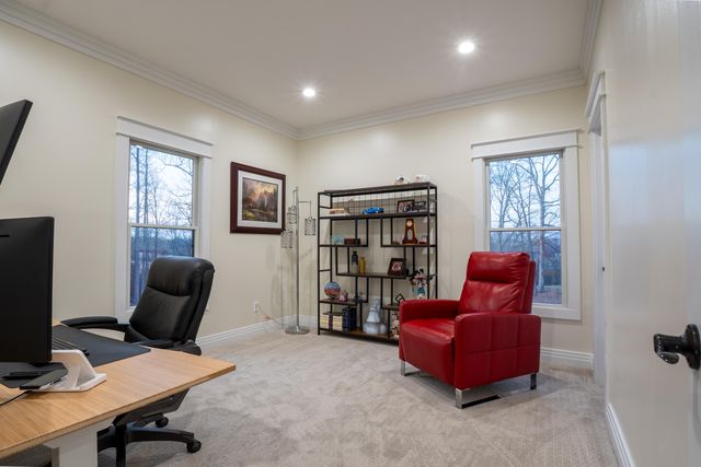 226 W Wilson Road, Russell Springs, KY 42642