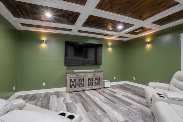 226 W Wilson Road, Russell Springs, KY 42642