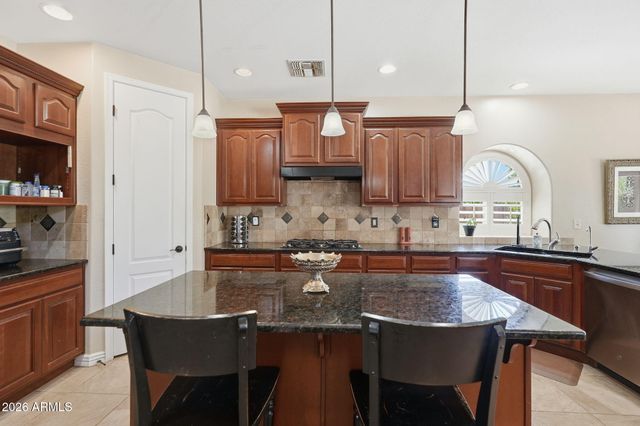11441 E SOLINA Avenue, Mesa, AZ 85212