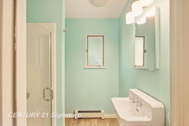 40 Shadyside Court, Saginaw, MI 48638