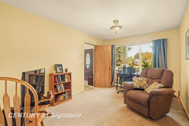 40 Shadyside Court, Saginaw, MI 48638