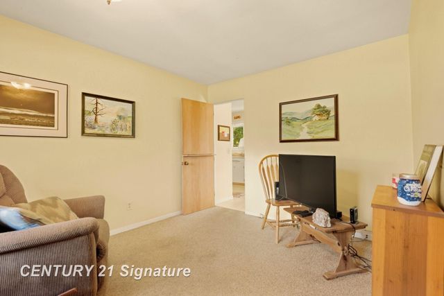 40 Shadyside Court, Saginaw, MI 48638