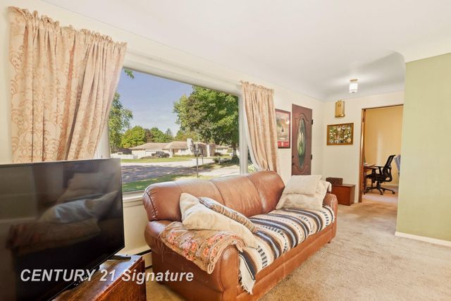 40 Shadyside Court, Saginaw, MI 48638