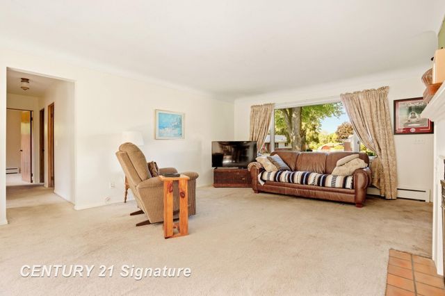 40 Shadyside Court, Saginaw, MI 48638