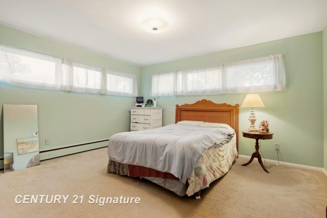 40 Shadyside Court, Saginaw, MI 48638