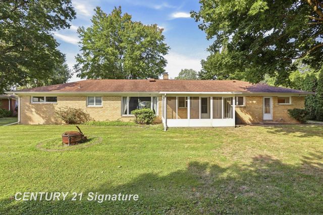 40 Shadyside Court, Saginaw, MI 48638