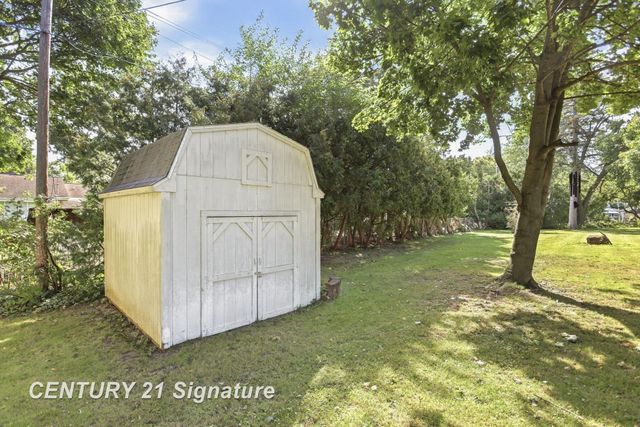 40 Shadyside Court, Saginaw, MI 48638