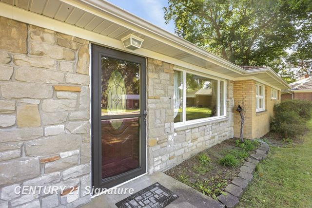 40 Shadyside Court, Saginaw, MI 48638