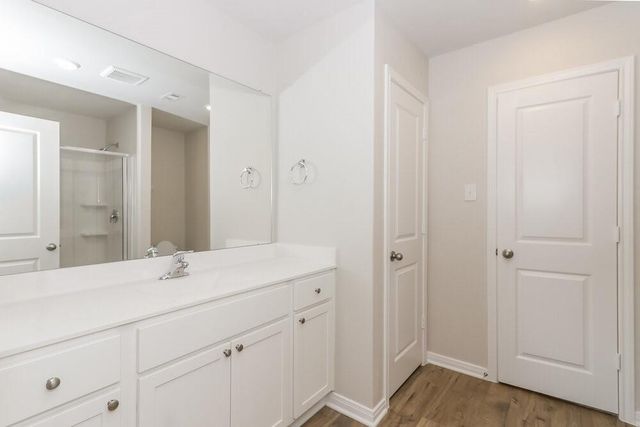 425 Sunny Highlands Drive, Katy, TX 77493