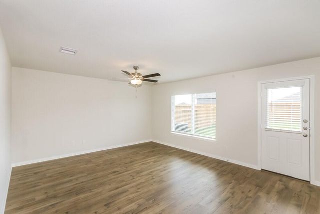 425 Sunny Highlands Drive, Katy, TX 77493