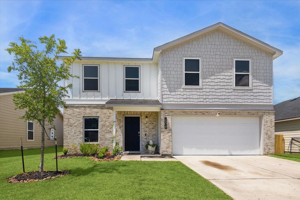 15519 Taylorcrest Drive, Conroe, TX 77306