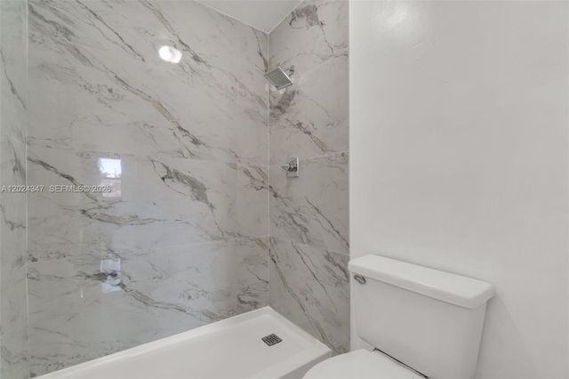 9728 Hammocks Blvd 202-27, Miami, FL 33196