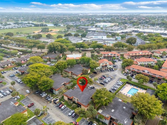 9728 Hammocks Blvd 202-27, Miami, FL 33196
