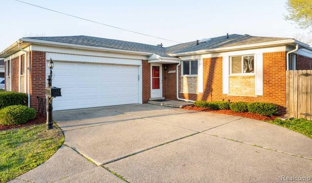 26042 Dover Avenue, Warren, MI 48089