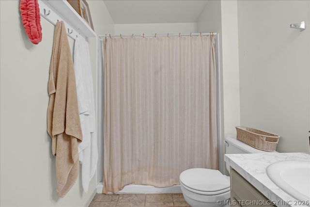 6211 S 28th West Avenue, Tulsa, OK 74132