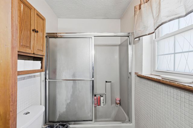 21 Kennedy Drive, Los Lunas, NM 87031