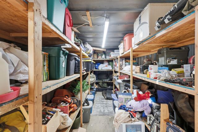 21 Kennedy Drive, Los Lunas, NM 87031