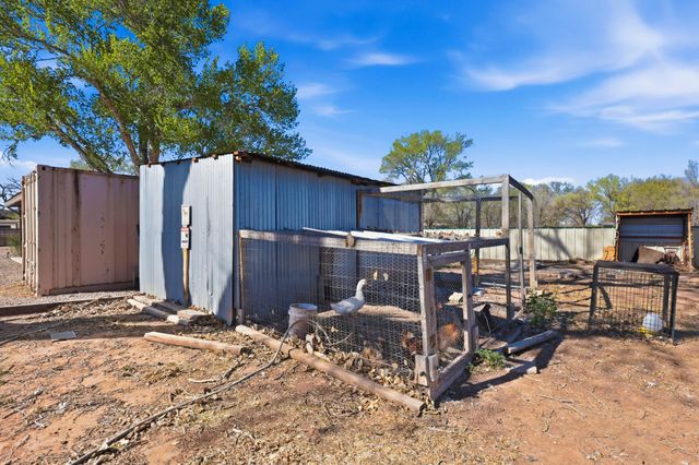 21 Kennedy Drive, Los Lunas, NM 87031