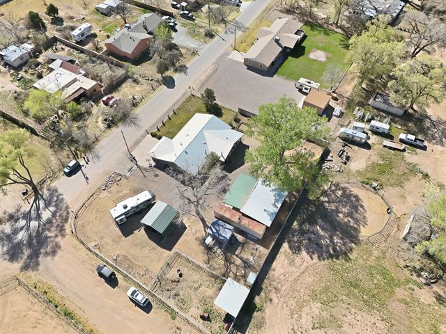 21 Kennedy Drive, Los Lunas, NM 87031