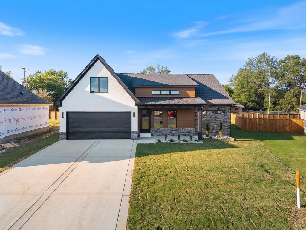 9 Dragonfly Cove, Greenbrier, AR 72058