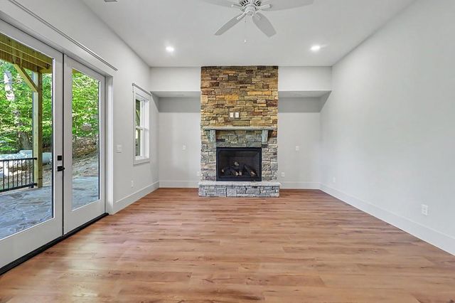 383 Rustic Barn Trail, Morganton, GA 30560