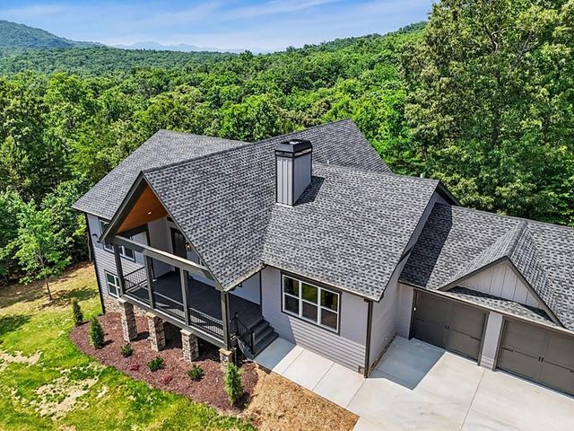 383 Rustic Barn Trail, Morganton, GA 30560