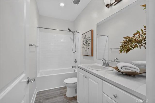 340 S Auburn Heights, Anaheim, CA 92807