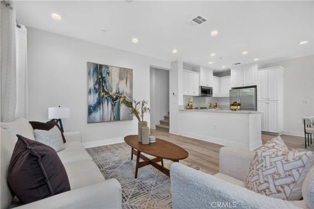 340 S Auburn Heights, Anaheim, CA 92807