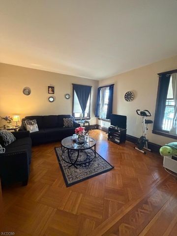 206 E Union Ave, Bound Brook Boro, NJ 08805