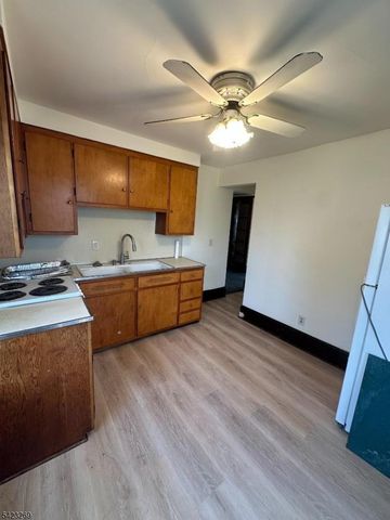 206 E Union Ave, Bound Brook Boro, NJ 08805