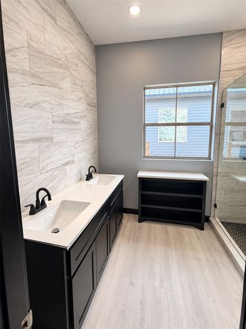 1323 Road 5723, Cleveland, TX 77327