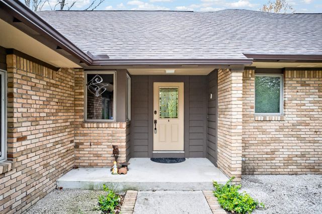 2209 Mapleleaf Drive, Midland, IN 46640