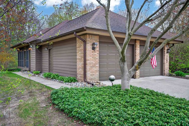 2209 Mapleleaf Drive, Midland, IN 46640