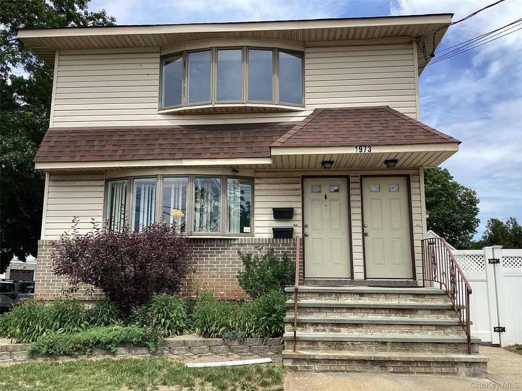 1973 Bellmore Ave, Bellmore, NY 11710