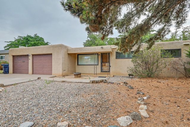 1825 Propps Street NE, Albuquerque, NM 87112