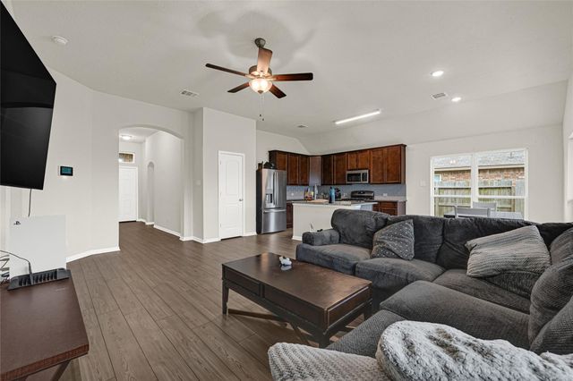 8216 Tourmaline Way, Texas City, TX 77591