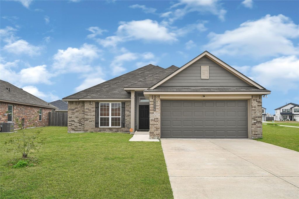 8216 Tourmaline Way, Texas City, TX 77591