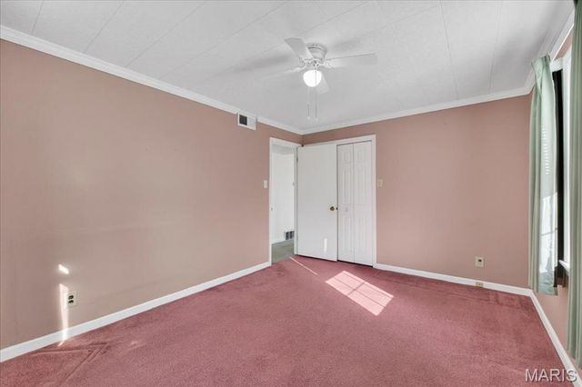 989 Des Peres Drive, St Louis, MO 63131