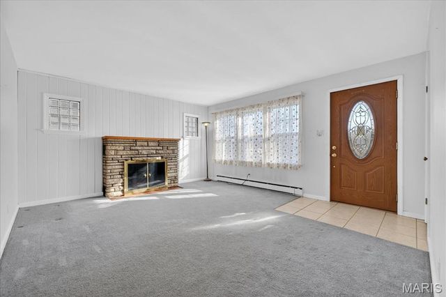 989 Des Peres Drive, St Louis, MO 63131