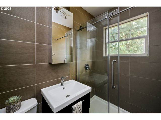 20 Nw 16TH Ave 404, Portland, OR 97209