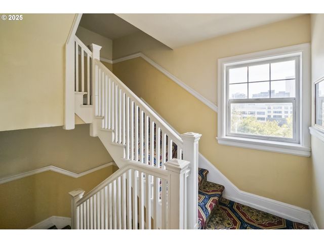 20 Nw 16TH Ave 404, Portland, OR 97209