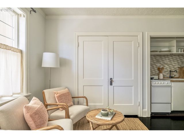 20 Nw 16TH Ave 404, Portland, OR 97209